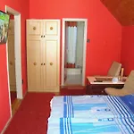 شقة Fanni Vizkoezeli, Klimatizalt Vendeghaz *