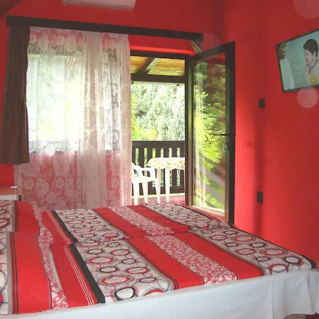 公寓 Fanni Vizkoezeli, Klimatizalt Vendeghaz Balatonboglár