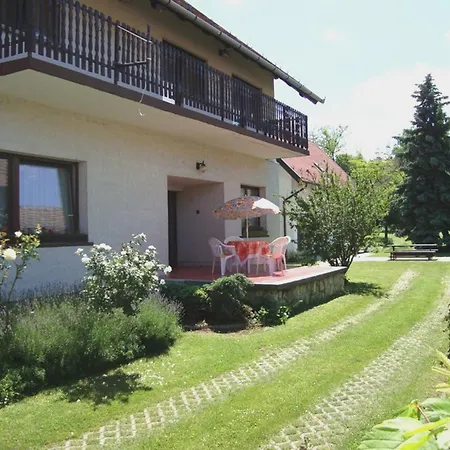 公寓 Fanni Vizkoezeli, Klimatizalt Vendeghaz Balatonboglár