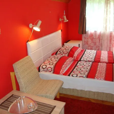 아파트 Fanni Vizkoezeli, Klimatizalt Vendeghaz Balatonboglár