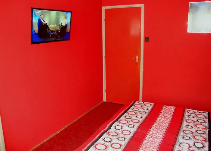 Fanni Vizkoezeli, Klimatizalt Vendeghaz Apartmán Balatonboglár