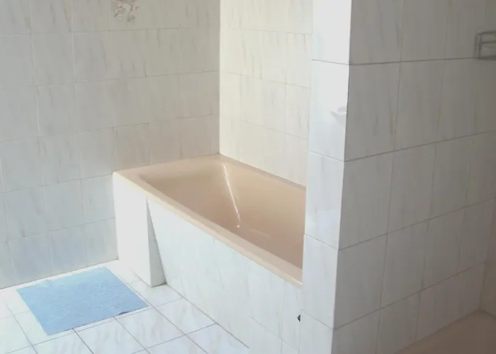 Fanni Vizkoezeli, Klimatizalt Vendeghaz * Balatonboglár