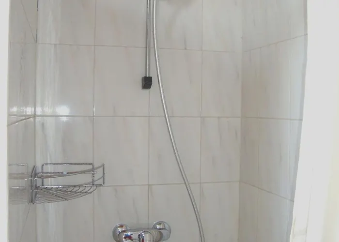 Fanni Vizkoezeli, Klimatizalt Vendeghaz Apartmán *